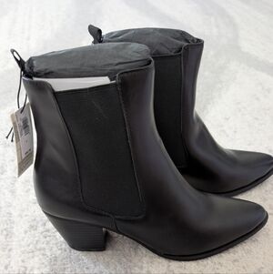 BNIB Gap Women's Black Chelsea Ankle Boots - Sleek Pointed Toe - 8